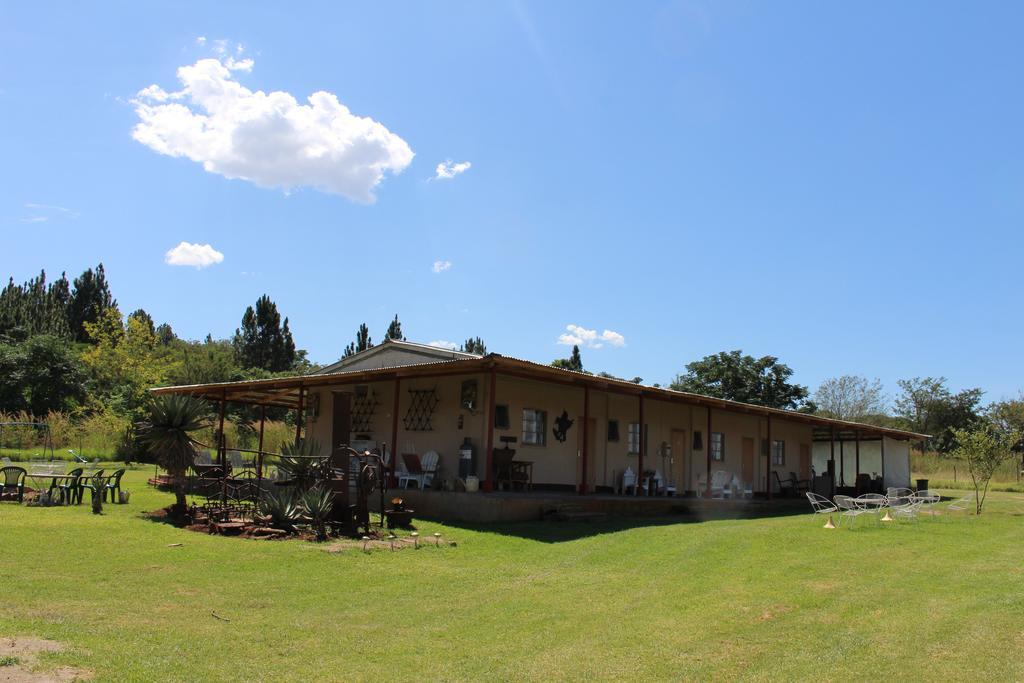 Drakensberg Bush Lodge And Backpackers Winterton Ngoại thất bức ảnh