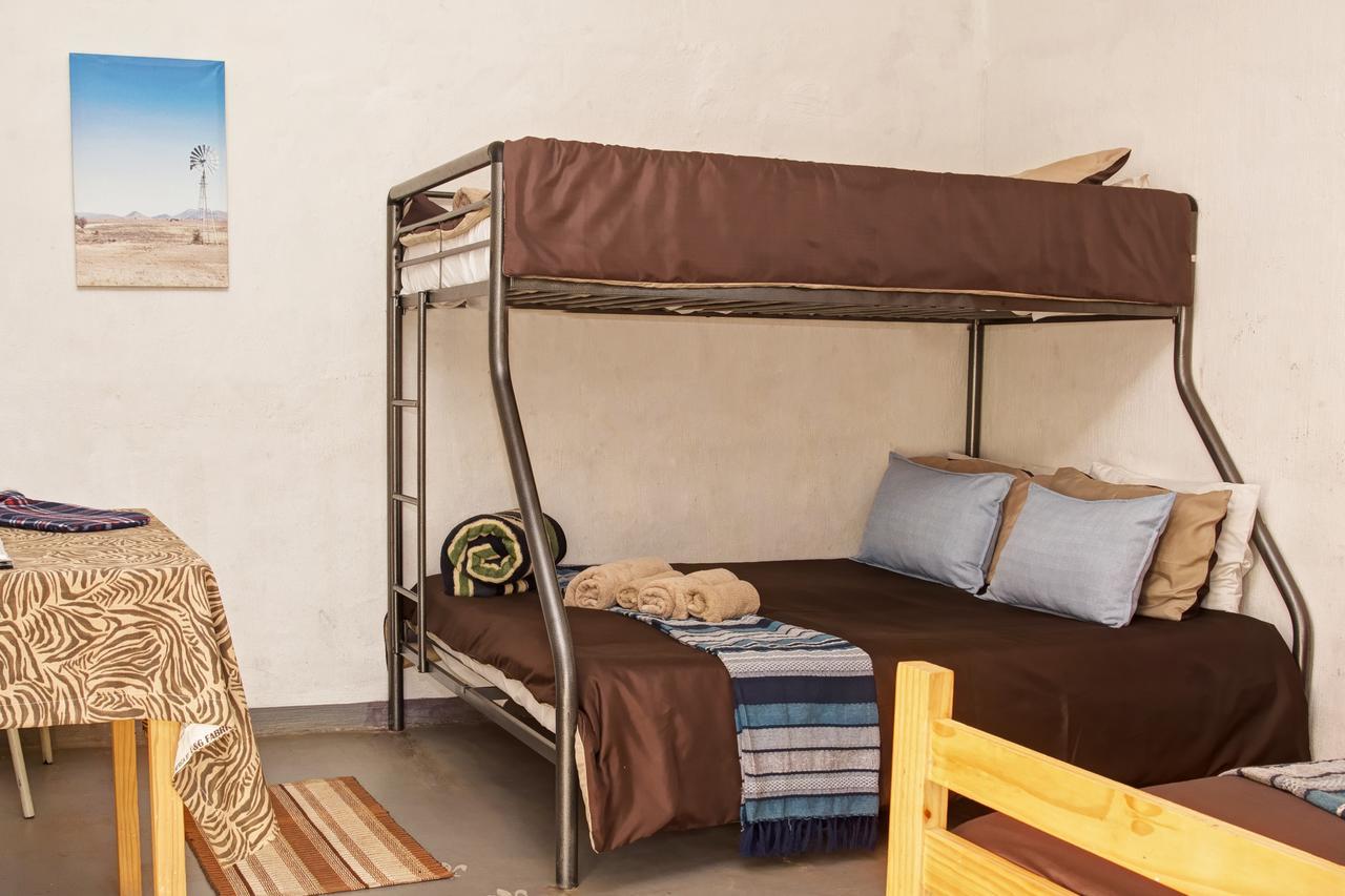 Drakensberg Bush Lodge And Backpackers Winterton Ngoại thất bức ảnh