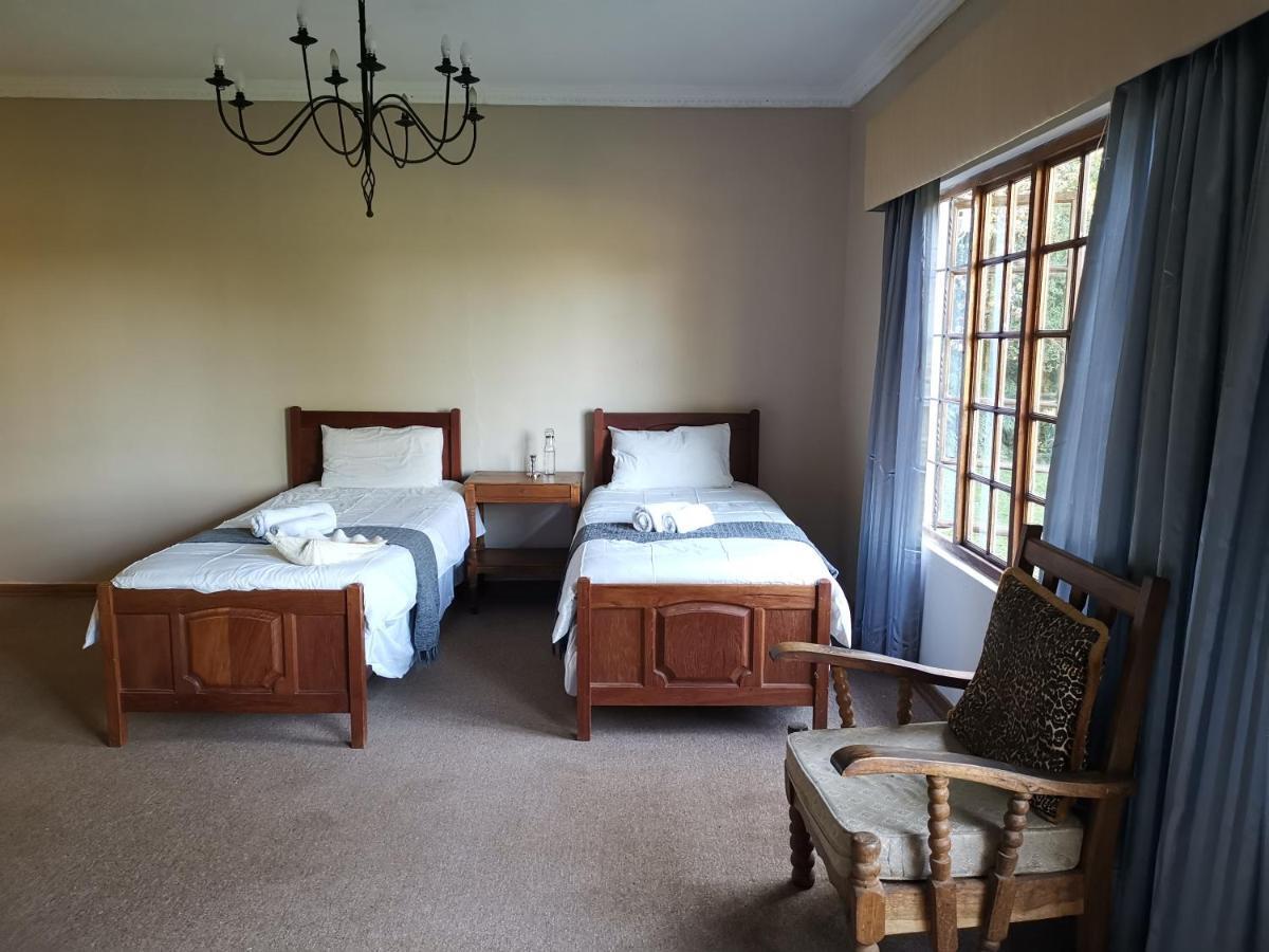 Drakensberg Bush Lodge And Backpackers Winterton Ngoại thất bức ảnh